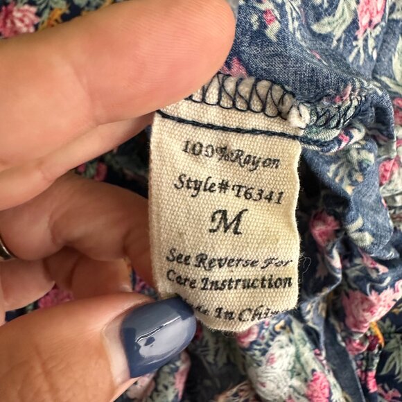 2/$24 Mine Henley Flutter Sleeve Mini Dress Floral Print Blue Medium #A0485 TRB3 - Picture 6 of 7